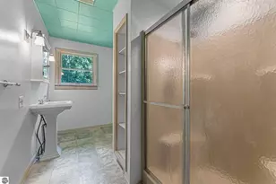 2007 S Lake Mitchell Dr, Cadillac, MI 49601 - Photo 31