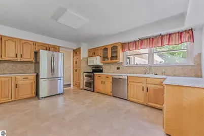 2007 S Lake Mitchell Drive, Cadillac, MI 49601 - Photo 7