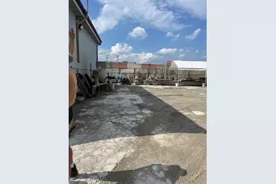 29100 Groesbeck Highway, Roseville, MI 48066 - Photo 21