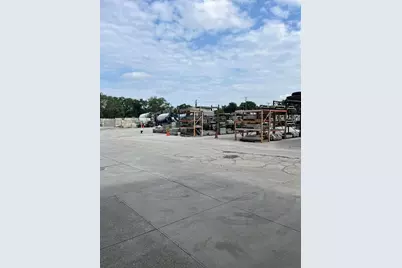 29100 Groesbeck Highway, Roseville, MI 48066 - Photo 11