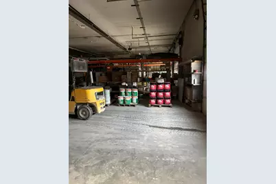 29100 Groesbeck Highway, Roseville, MI 48066 - Photo 17