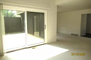 1 Westbury Ct, Ann Arbor, MI 48105 - Photo 5