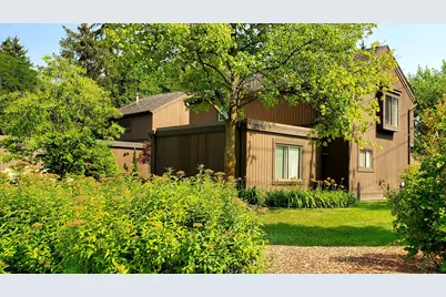 1 Westbury Court, Ann Arbor, MI 48105 - Photo 3