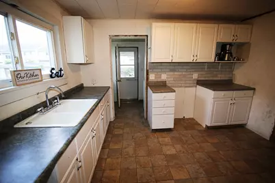 406 Spring Street, Three Rivers, MI 49093 - Photo 7