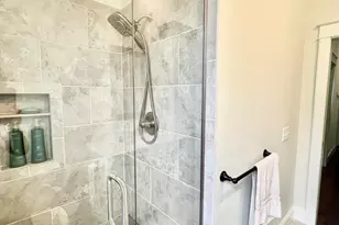 221 N Manning St, Hillsdale, MI 49242 - Photo 59