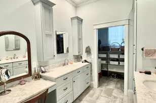 221 N Manning St, Hillsdale, MI 49242 - Photo 45