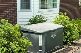 221 N Manning St, Hillsdale, MI 49242 - Photo 23