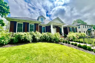 221 N Manning St, Hillsdale, MI 49242 - Photo 3