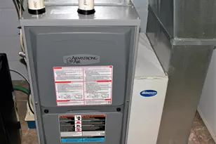 19449 US-12, New Buffalo, MI 49117 - Photo 17