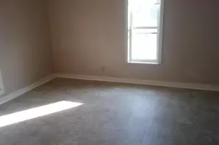 276 E Forest Ave, Muskegon, MI 49442 - Photo 7