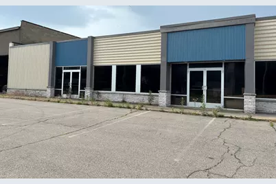 1160 E Napier Avenue, Benton Harbor, MI 49022 - Photo 1