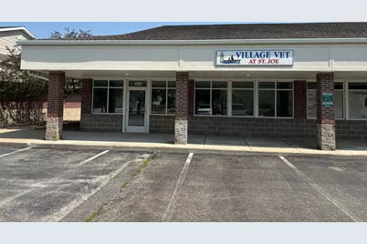 435 Upton Drive #5, Saint Joseph, MI 49085 - Photo 1