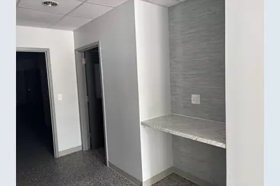 435 Upton Drive #5, Saint Joseph, MI 49085 - Photo 5