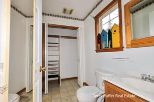 528 Woodlawn St SE, Grand Rapids, MI 49507 - Photo 13