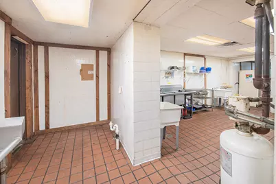 205 W Monroe Street, Bangor, MI 49013 - Photo 11