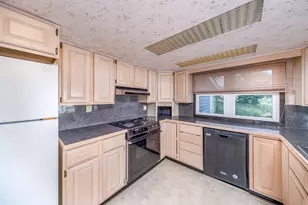 7914 W Royal Rd, Canadian Lakes, MI 49346 - Photo 11