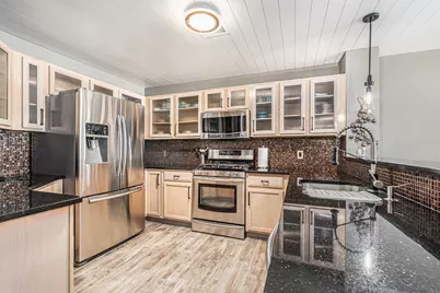 927 W Savidge Street, Spring Lake, MI 49456 - Photo 3