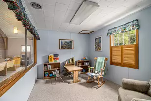 814 E Coffren Ave, Greenville, MI 48838 - Photo 13