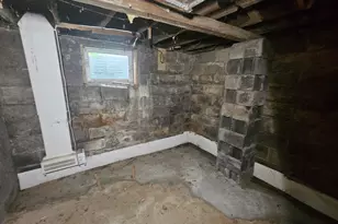 208 Halstead St, Dowagiac, MI 49047 - Photo 11