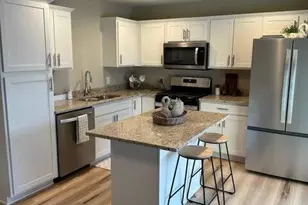 729 Heritage Woods Ln, Paw Paw, MI 49079 - Photo 3