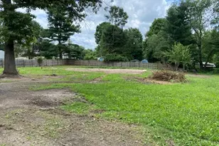 1240 E Hickory Rd, Battle Creek, MI 49017 - Photo 1