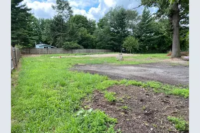 1240 E Hickory Road, Battle Creek, MI 49017 - Photo 3