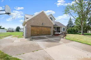 6751 Vantage Dr SE, Caledonia, MI 49316 - Photo 23