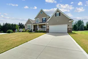 10298 High Meadow St, Saline, MI 48176 - Photo 3