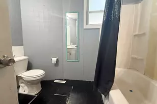 423 E Division St, Dowagiac, MI 49047 - Photo 13