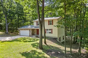 12095 Dubois Dr, Canadian Lakes, MI 49346 - Photo 3