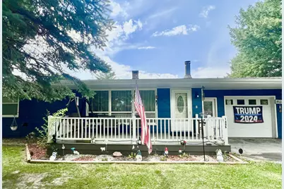 1806 Barr Street, Hillsdale, MI 49242 - Photo 3