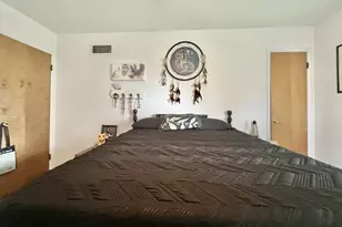 1806 Barr St, Hillsdale, MI 49242 - Photo 33