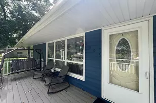 1806 Barr St, Hillsdale, MI 49242 - Photo 5