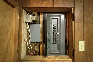 1806 Barr St, Hillsdale, MI 49242 - Photo 65