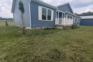 4716 Margaret Dr, Charlotte, MI 48813 - Photo 5