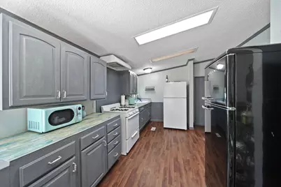 108 S Cove Street, Jackson, MI 49203 - Photo 11