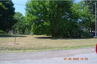 948 Baldanza Avenue, Benton Harbor, MI 49022 - Photo 3