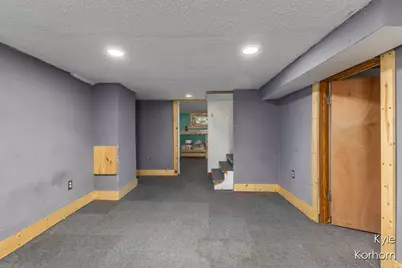 2126 Wyoming Avenue SW, Wyoming, MI 49519 - Photo 19