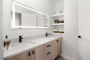 144 Oakes St SW, Grand Rapids, MI 49503 - Photo 33