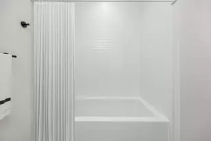 144 Oakes St SW, Grand Rapids, MI 49503 - Photo 33