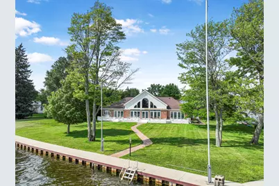 707 Lake Shore Drive, Cadillac, MI 49601 - Photo 1