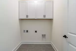 5033 Ikram Oaks Dr, Jackson, MI 49201 - Photo 43