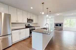 2731 Bristol Rdg Dr, Ann Arbor, MI 48105 - Photo 3