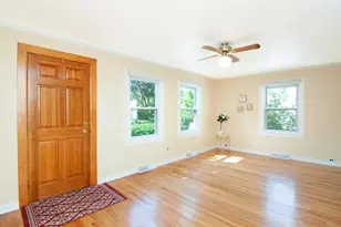 520 Center Dr, Ann Arbor, MI 48103 - Photo 5