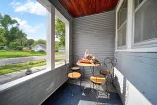 1717 Carl Breeding Wy, Jackson, MI 49203 - Photo 7