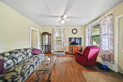 1717 Carl Breeding Way, Jackson, MI 49203 - Photo 11