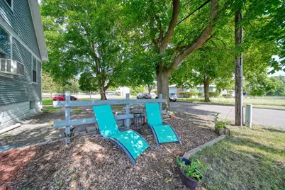 1717 Carl Breeding Way, Jackson, MI 49203 - Photo 35