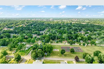 1717 Carl Breeding Way, Jackson, MI 49203 - Photo 43