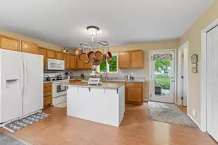 106 Nicole Dr, Brooklyn, MI 49230 - Photo 13