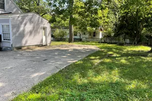 371 E Columbia Ave, Muskegon Heights, MI 49444 - Photo 5